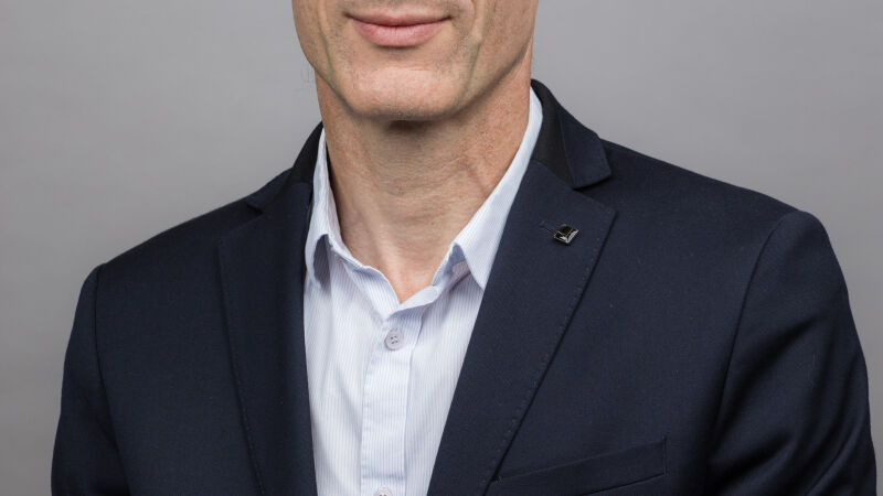 Comment réduire le risque chimique ? Interview de Nicolas Bessot, en charge des risques chimiques à la DGT