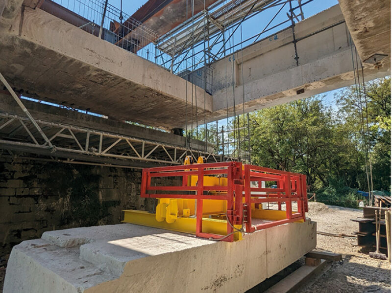 281 Une charpente à solutions multiples pour réhabiliter un pont