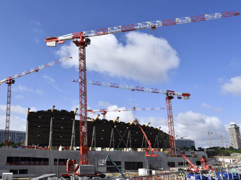 295 Dossier - La grue, un matériel sous surveillance
