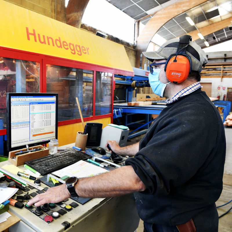 Un casque antibruit communicant - Prévention BTP