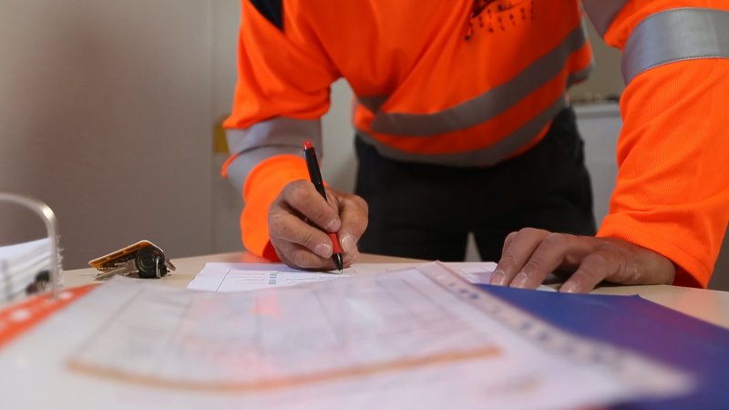 Autorisations de conduite d'engins du BTP et habilitations