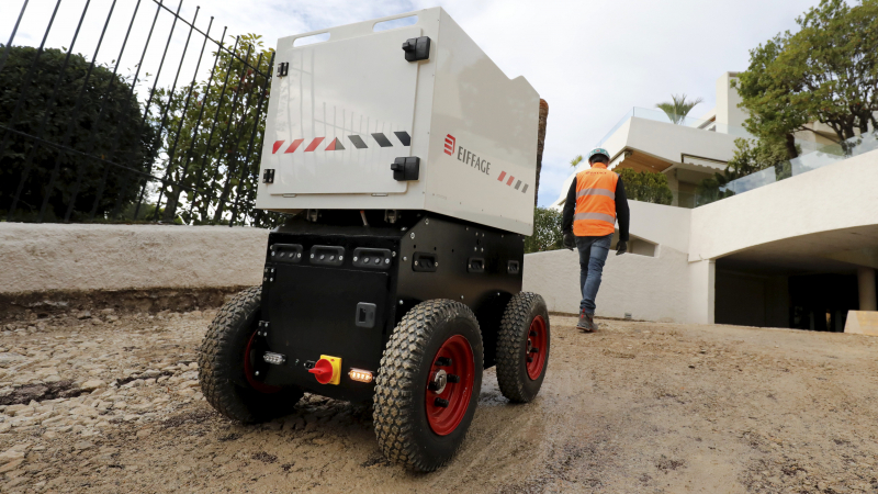 Un robot porteur de charges chez Eiffage Infrastructures