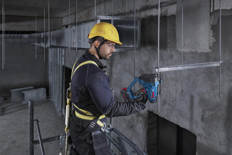 Un coupe-tige filetée sans-fil, sans bavure ni étincelles