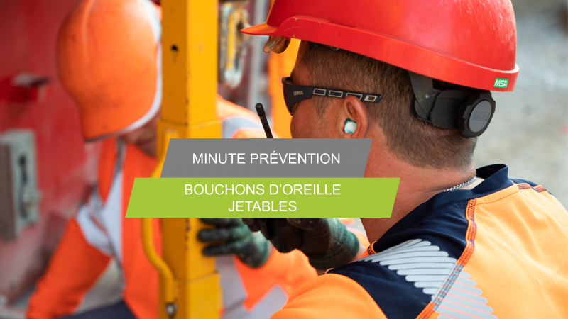 Je porte des bouchons d'oreille jetables