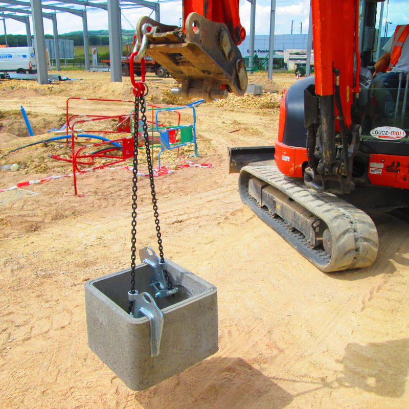 Bi-pince pour le levage de regards de branchement en béton