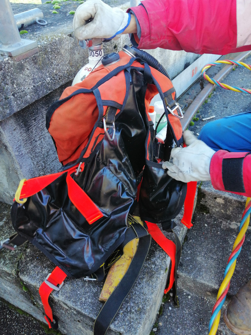 S2088-Gilet de stabilisation pour la plongée équipé d'un harnais