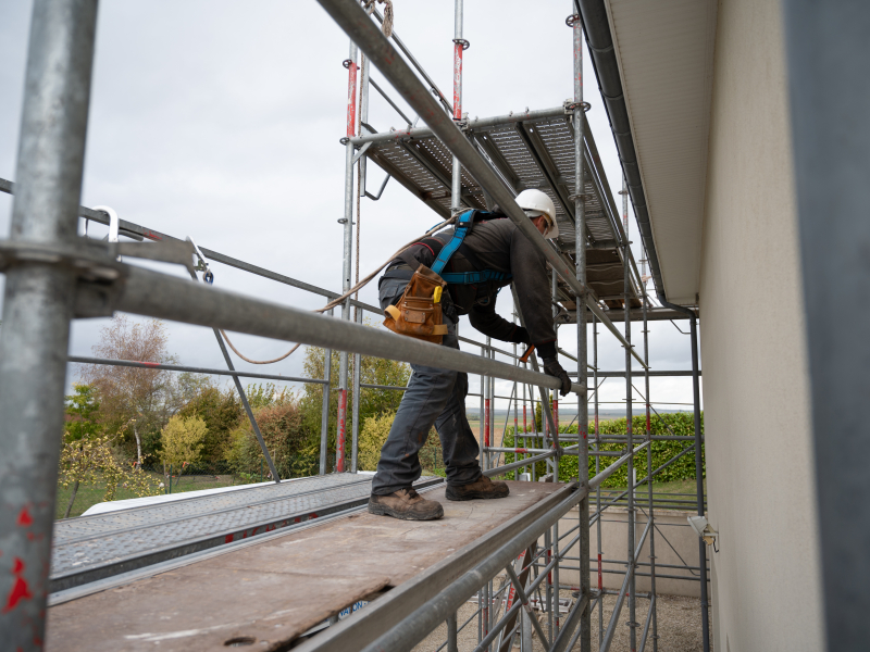 Chutes de hauteur : 264 accidents du travail signalés à la DGT dans le BTP