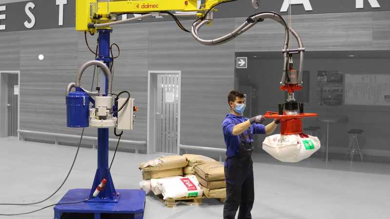 Un manipulateur pneumatique ergonomique et sûr