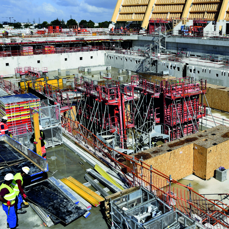 Centre aquatique de Saint-Denis et sa passerelle : un projet olympique, deux chantiers, une organisation