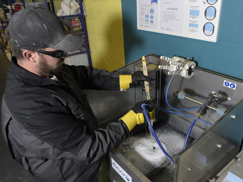 Peinture : l'entreprise Besa investit dans la lutte contre le risque chimique