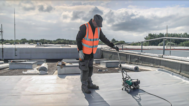 Top of the Roof 2026, le salon des métiers de l’étanchéité et du bardage a lieu fin mars
