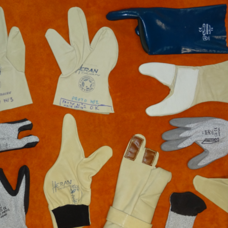 6971 - Gants sur mesure pour personne avec handicap