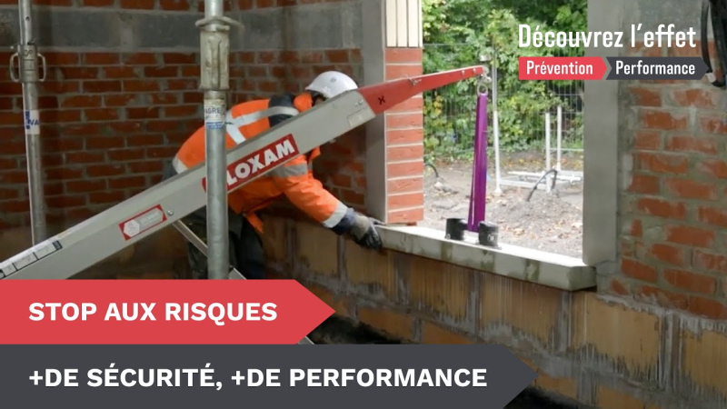 Utiliser une ventouse, un chariot de manutention, une chèvre