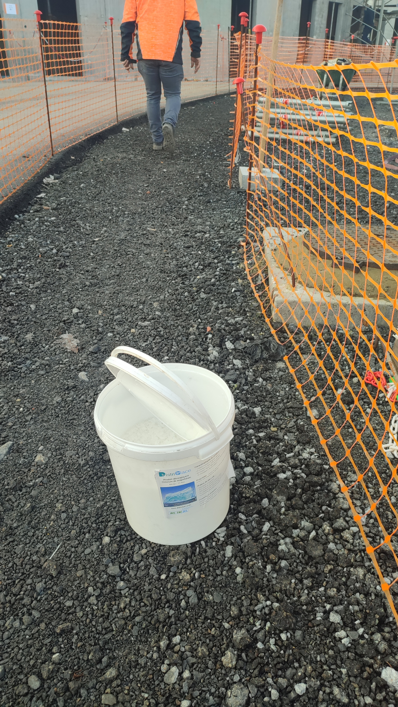 S18307 - Produit déverglacant