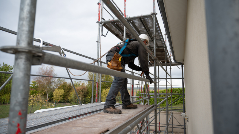 Chutes de hauteur : 264 accidents du travail signalés à la DGT dans le BTP