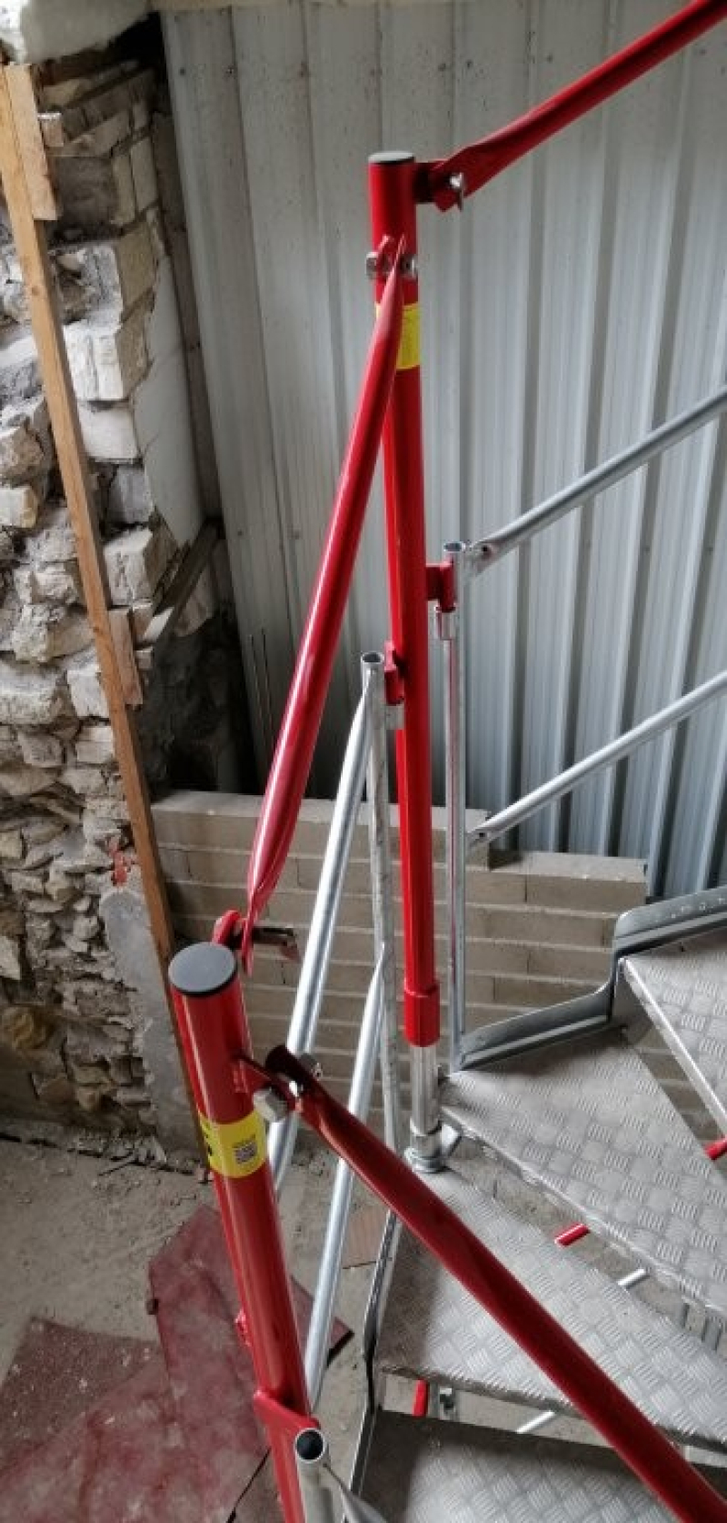 EIFFAGE CONSTRUCTION TOURS - accès vertical hexagonal 2