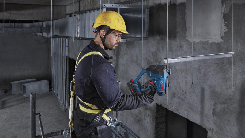 Un coupe-tige filetée sans-fil, sans bavure ni étincelles