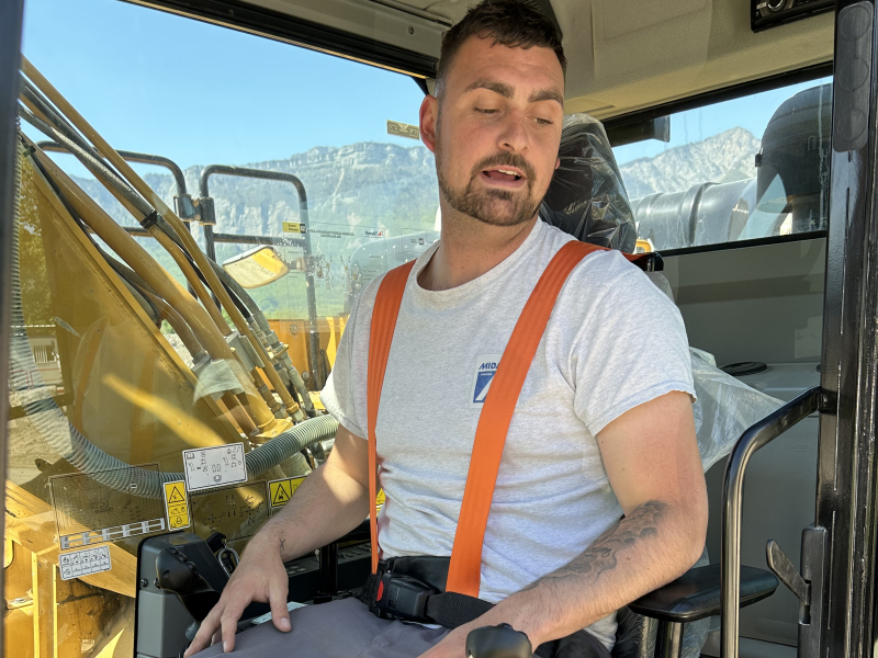 Handicapé et une carrière de conducteur d’engins