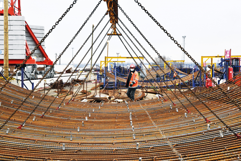 Des aires de préfabrication spacieuses et bien équipées