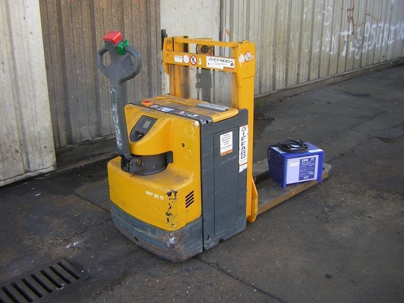 S5409 - Remplacer un transpalette manuel par la location d