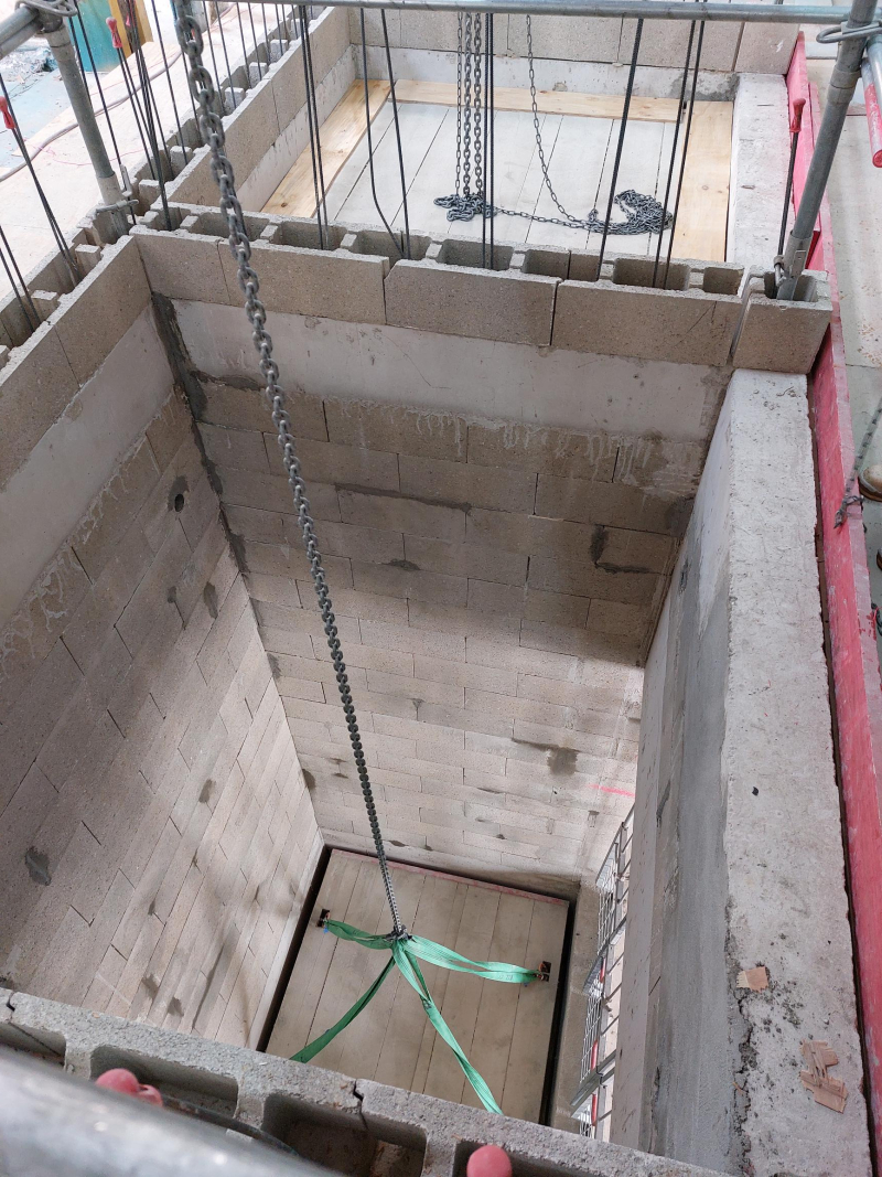 Podium Leon Grosse 1