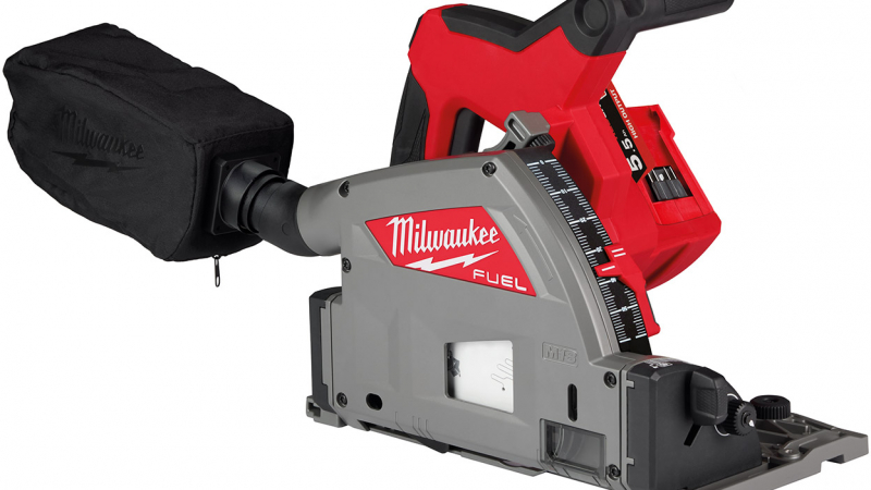 Milwaukee lance une nouvelle scie plongeante sur batterie