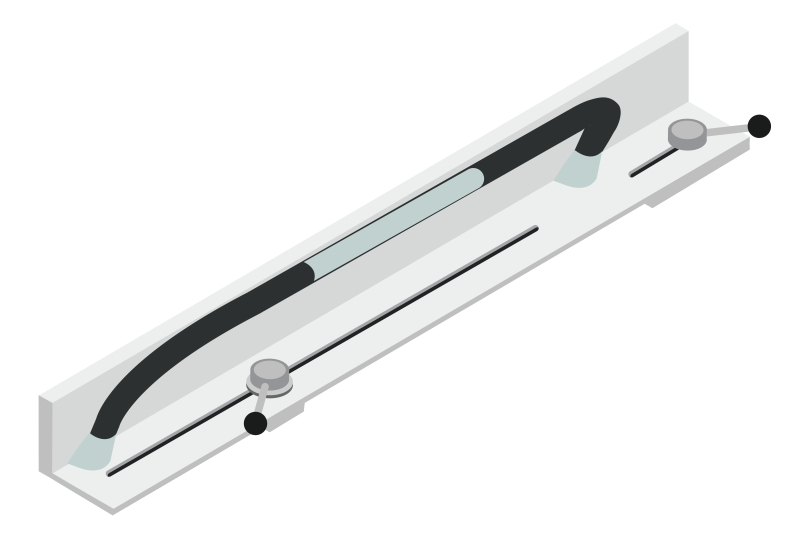 Le serre-pièces permet de maintenir la pièce de bois. © Pierre-Louis Bouvier.