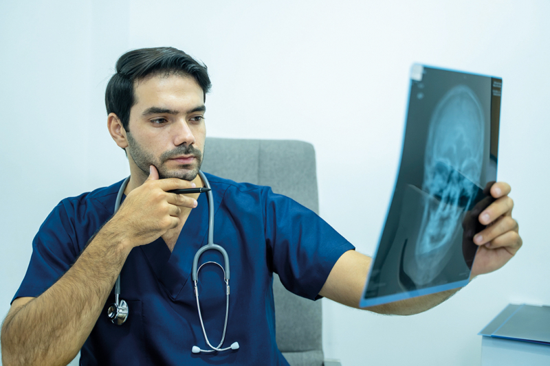 Accident vasculaire cérébral sur un chantier, il faut agir vite !