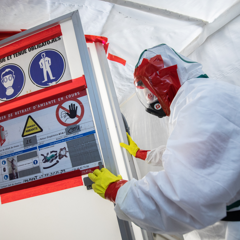 Repérage amiante : bientôt l'entrée en vigueur d'une norme pour le génie civil et les infrastructures de transport et réseaux divers