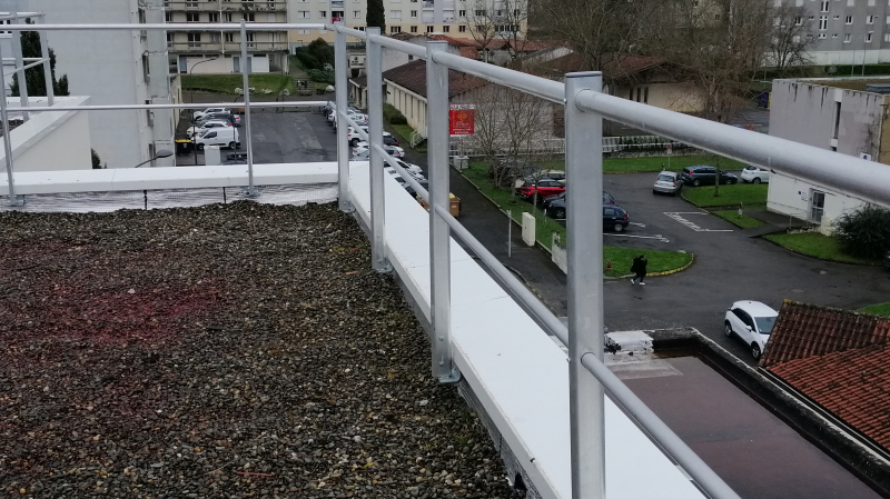 À Rennes, le plan local d'urbanisme favorise la pose de garde-corps en toiture
