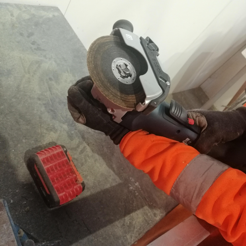 Meuleuse mortelle : quand l’improvisation sur chantier vire au drame