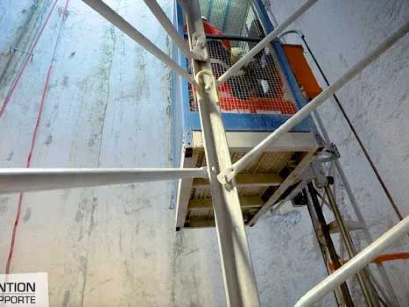 Sécurité sur les chantiers : des ascenseurs adaptatifs pour réduire les risques