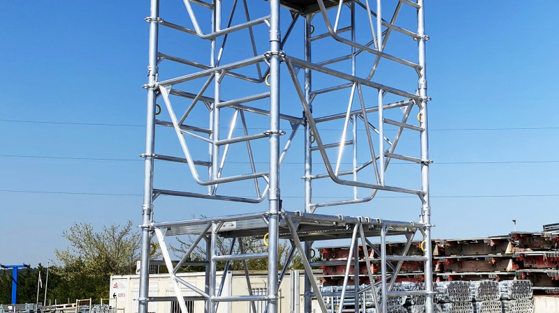 Une tour d'étaiement légère et robuste