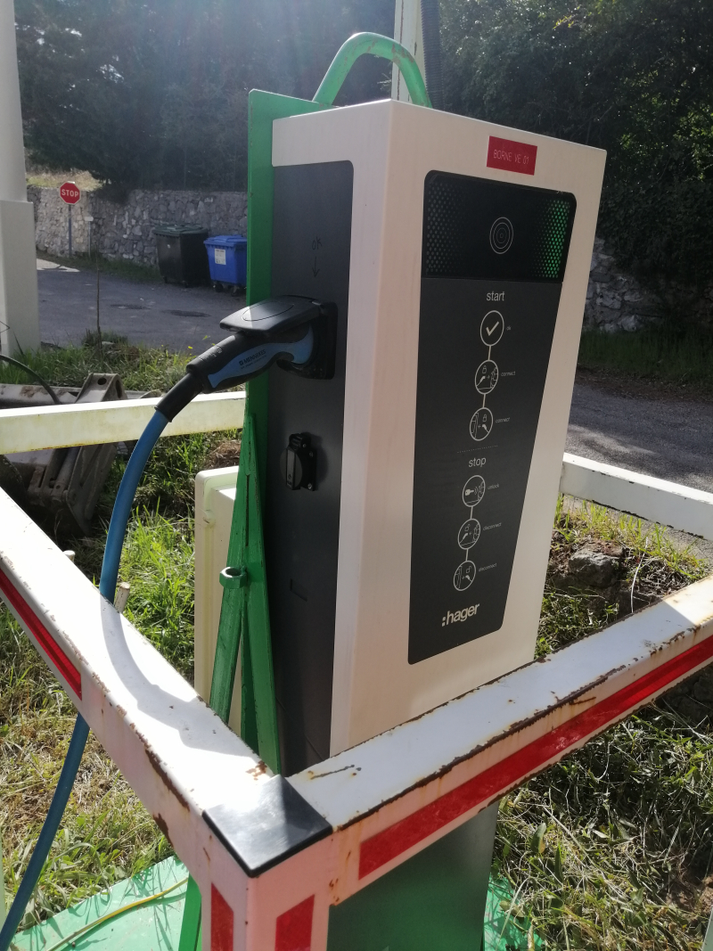 borne electrique itinérante 3