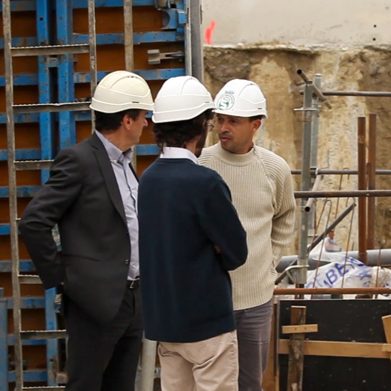 Chef d’entreprise, maître d’ouvrage, référent santé et sécurité… les professionnels de la construction chargés de veiller à la prévention dans le BTP.
