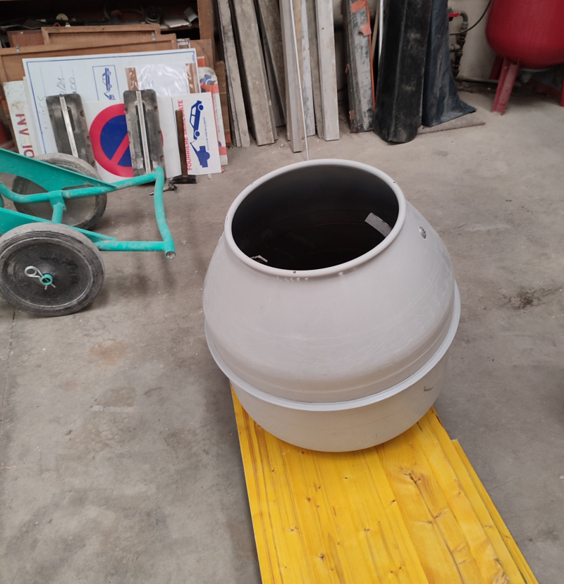 S17391 - mini betonnière