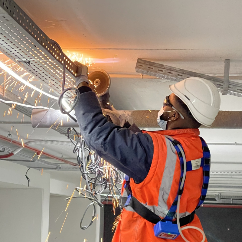 Meuleuse mortelle : quand l’improvisation sur chantier vire au drame