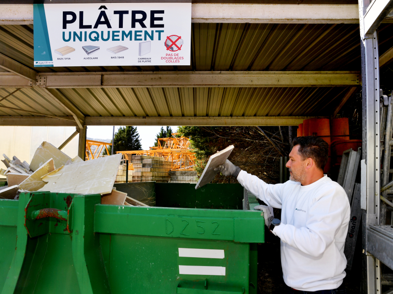 Chez Laye Plâtrerie, une politique de prévention qui s’adapte au terrain