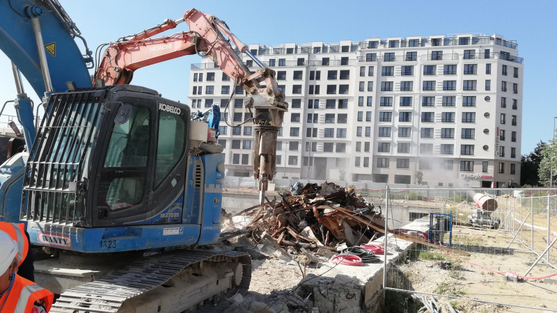 Actu canicule sur chantier déconstruction Dussopt visite Suresnes 2023