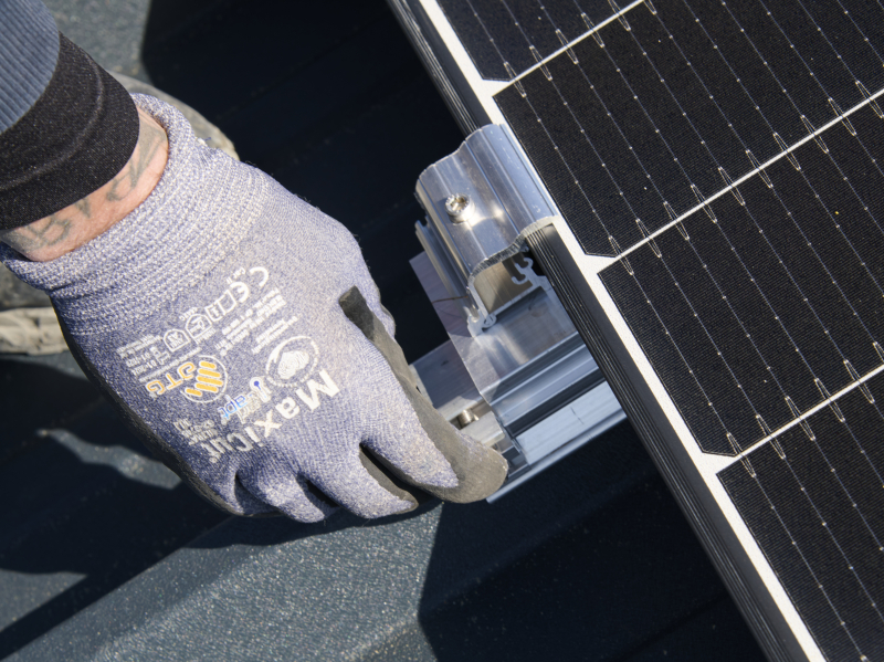 La sécurité pour tous chez Solewa, du sol… à la toiture solaire