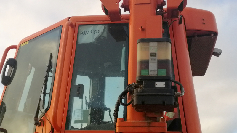 Dispositif de graissage automatique pour engins de chantier