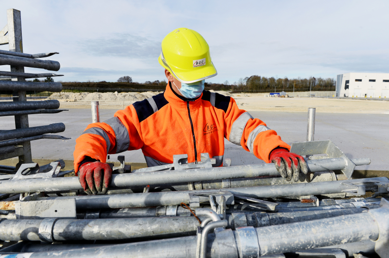 Travaux dans le respect des mesures de sécurité.