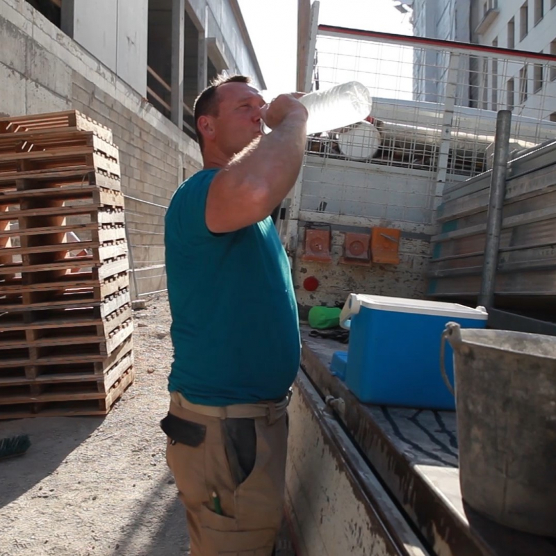 Travailler par forte chaleur ou par grand froid sur le chantier