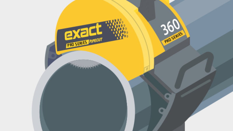 Découper les tuyaux avec un coupe-tube électrique