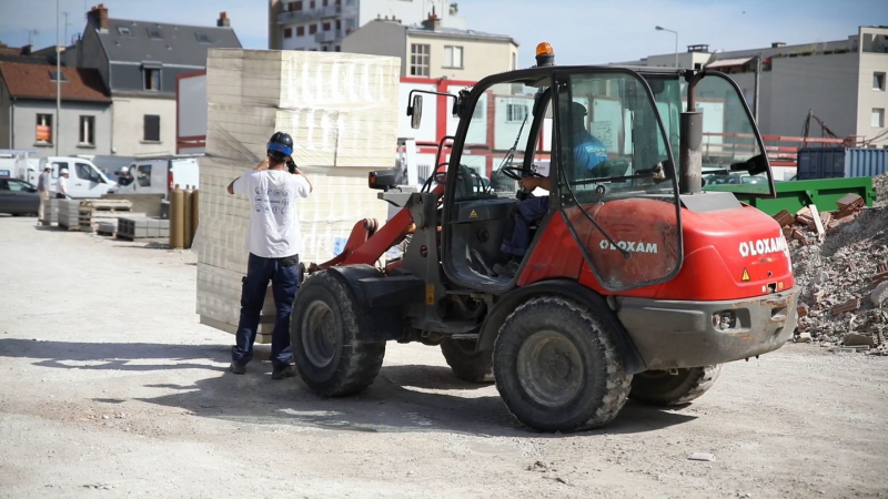 Bien stabiliser la charge évite tout risque de basculement