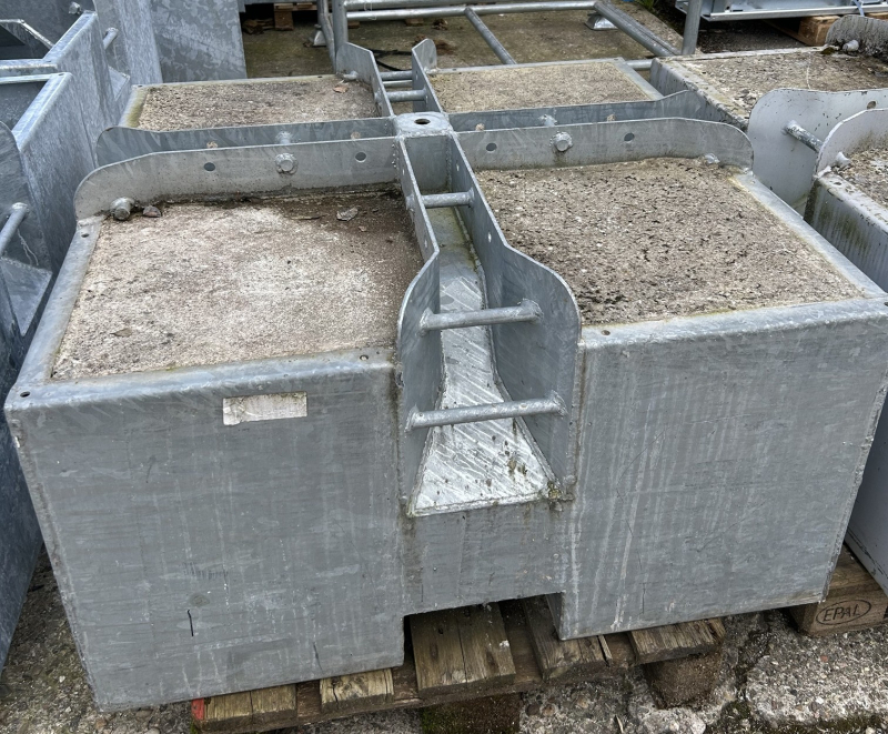 Contrôle des contrepoids de banches