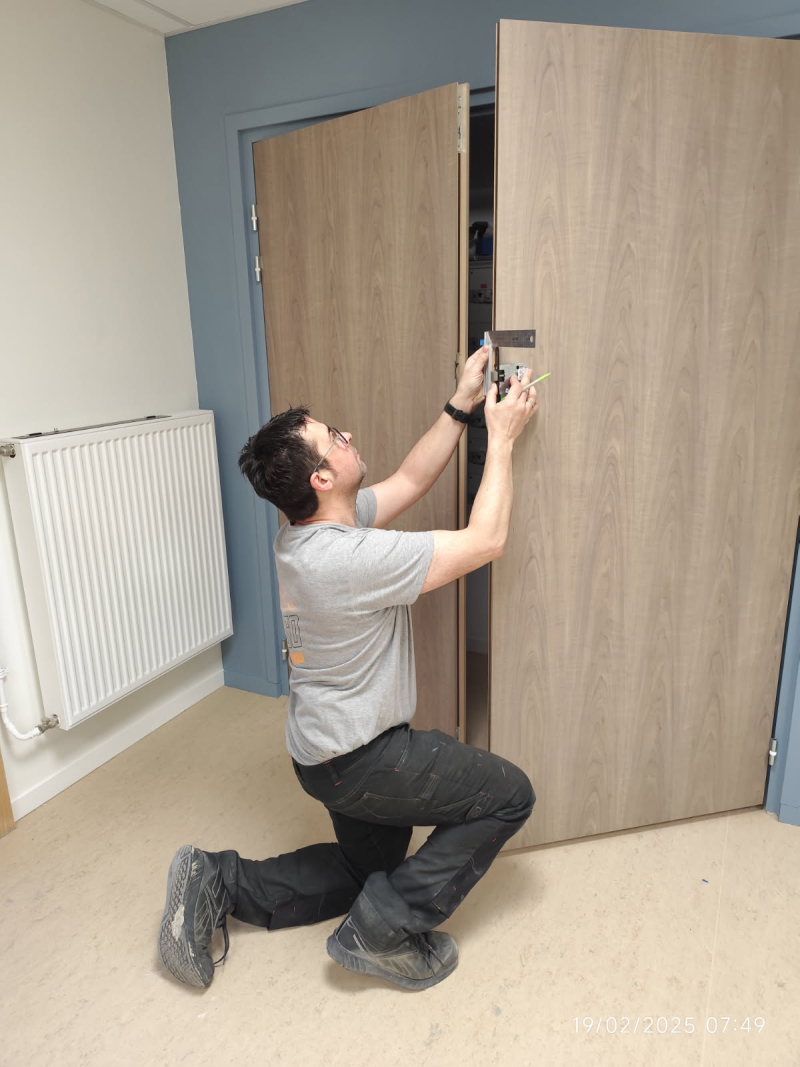 MFU posture avant 2