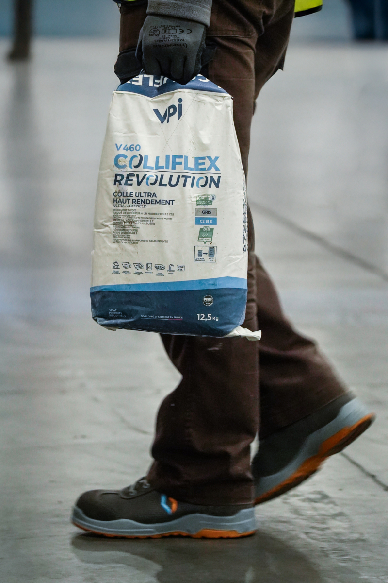 Faciliter le collage des carreaux