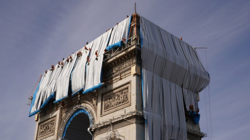 Ils ont emballé l’Arc de Triomphe : retour sur un chantier hors normes