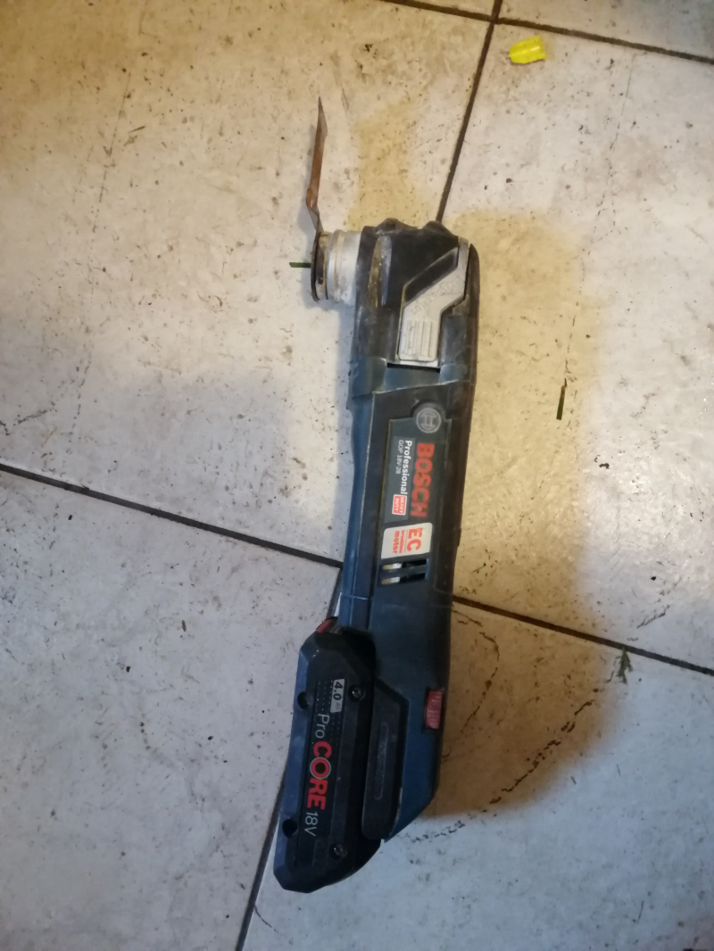 Le découpeur GOP 12V-28 Professional